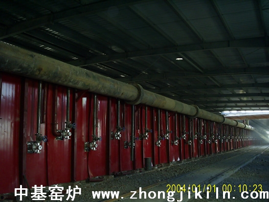 熱煤氣隧道窯側面圖