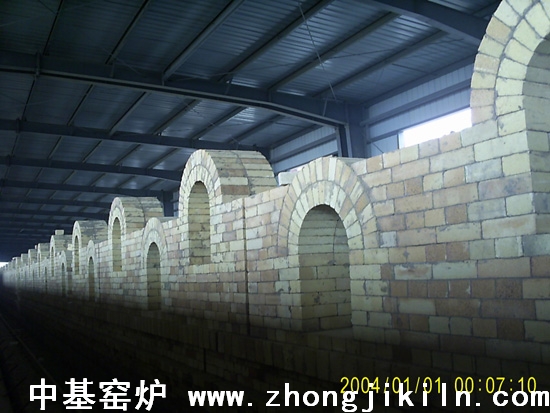 煉鋼海綿鐵隧道窯培燒段布置全景一1